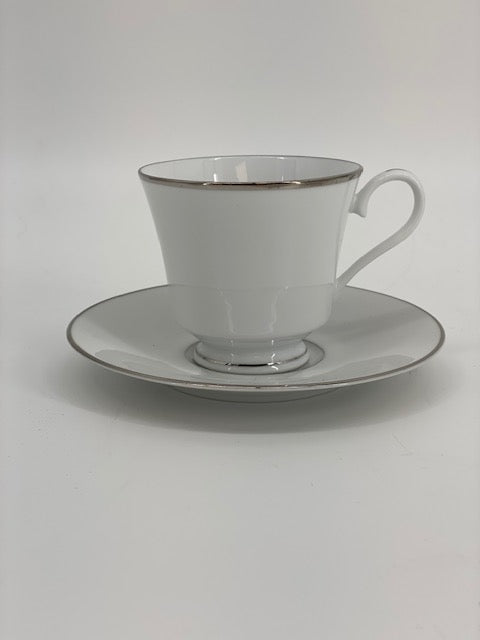 https://affordabletent.net/cdn/shop/products/Glassware-CoffeeCupPlatniumBand_480x.jpg?v=1605645477